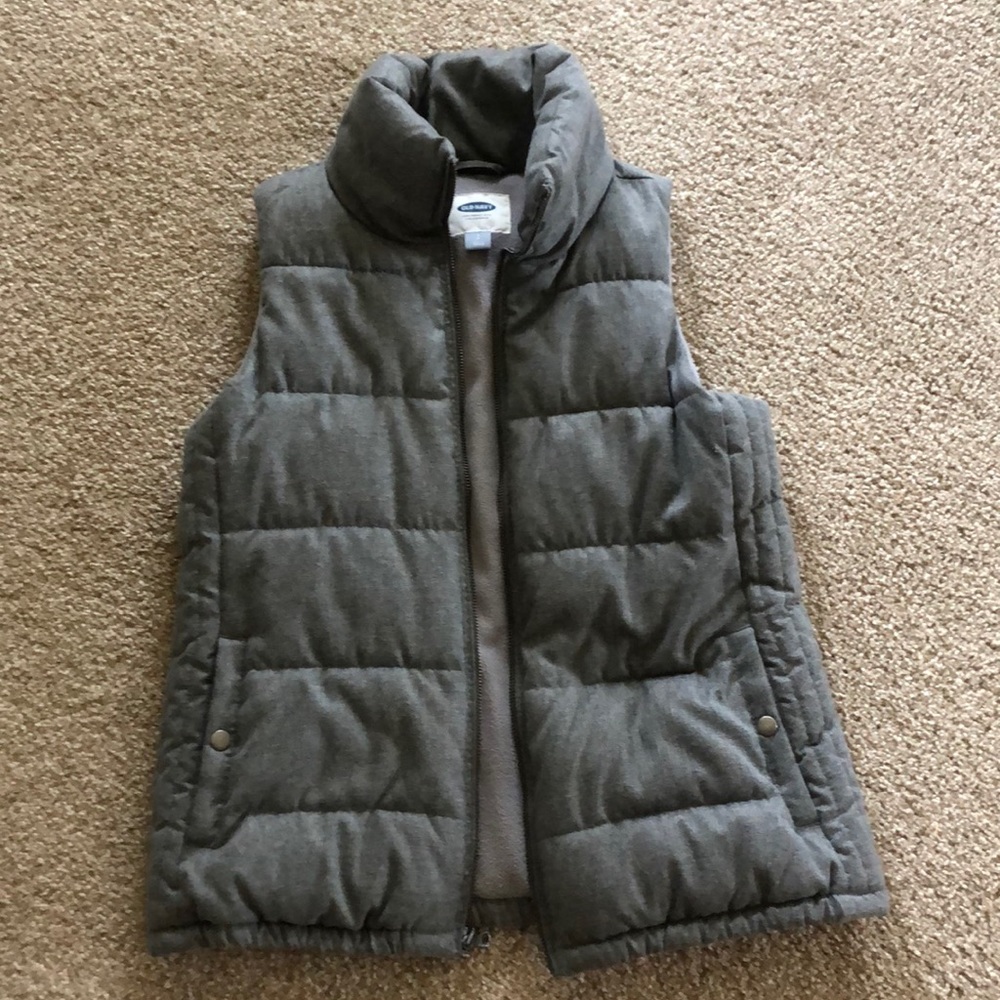 Old Navy grey vest!